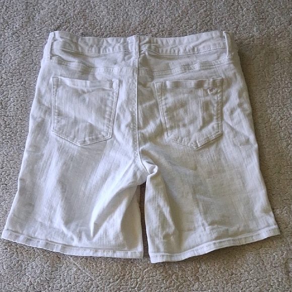 Jessica Simpson White Jean Shorts - Picture 5 of 5